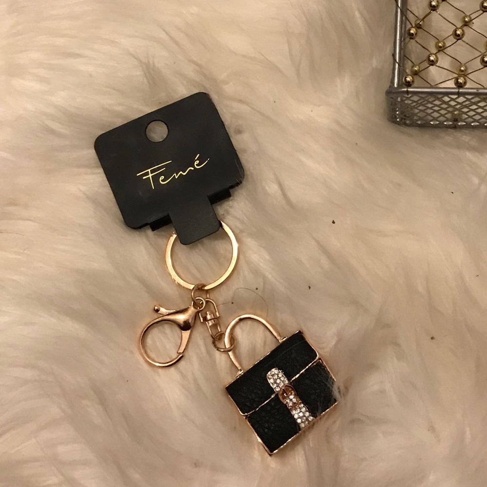 ✨💕 super cute & chic keychain in handbag style✨💕